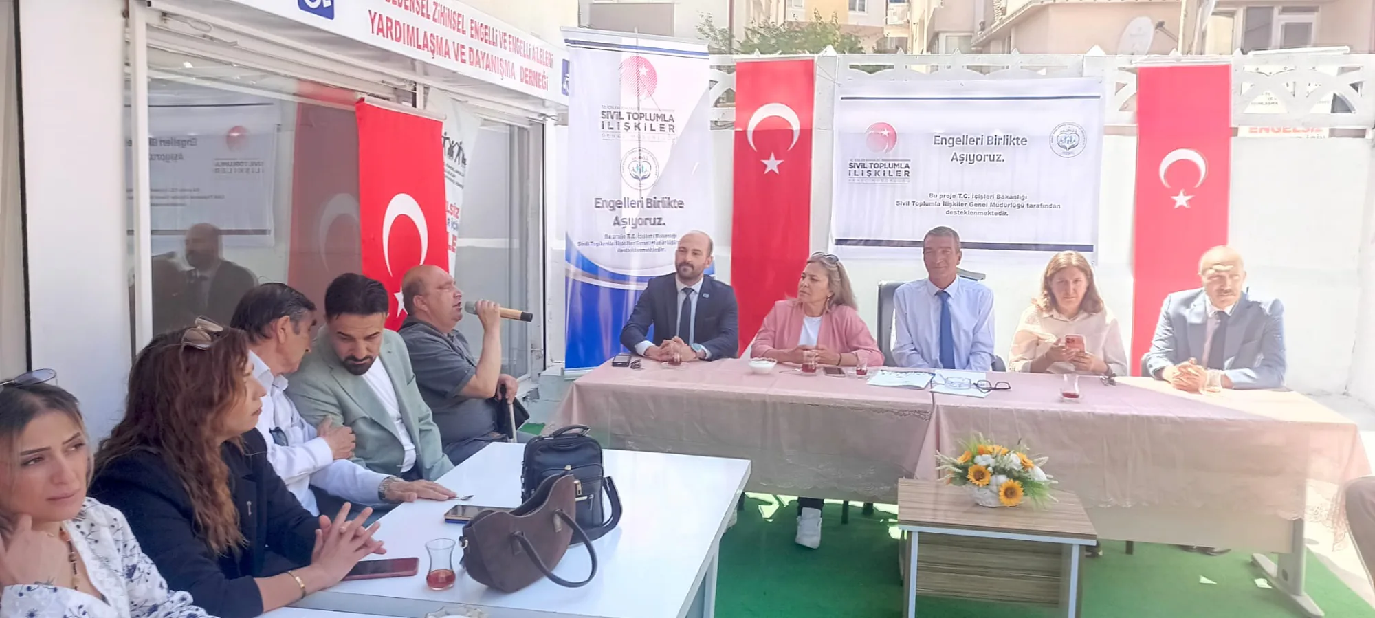 Sivas'ta Engelli Bireyler İçin 'Engelleri Birlikte Aşıyoruz' Projesi Başlıyor Sivas'ta Engelli Bireyler İçin 'Engelleri Birlikte Aşıyoruz' Projesi Başlıyor