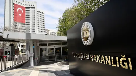 Pakistan'dan Husilere Sert Uyarı: Suudi Arabistan Tehditleri Kabul Edilemez