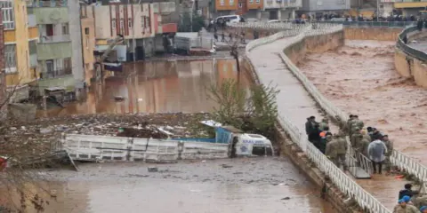 Ahrtal Sel Felaketinde Kaybedilen Evladın Hayalleri Miras Kaldı