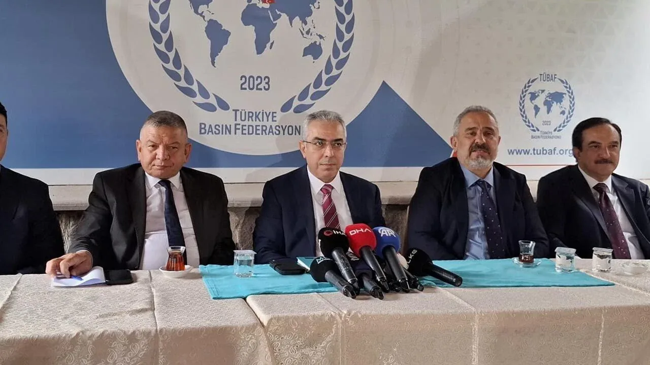 Uçum: Erdoğan 2028'de son kez aday olacak, erken seçim gündemde değil Uçum: Erdoğan 2028'de son kez aday olacak, erken seçim gündemde değil
