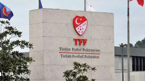 Milli Takım Belçika'da 'sabıka filtresi' iddialarını yalanladı: 'Rutin kontrol, arama yok'