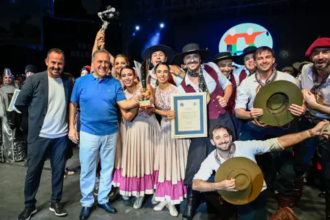 39. Altın Karanfil Halk Dansları Yarışması'nda Şampiyon Uruguay Oldu