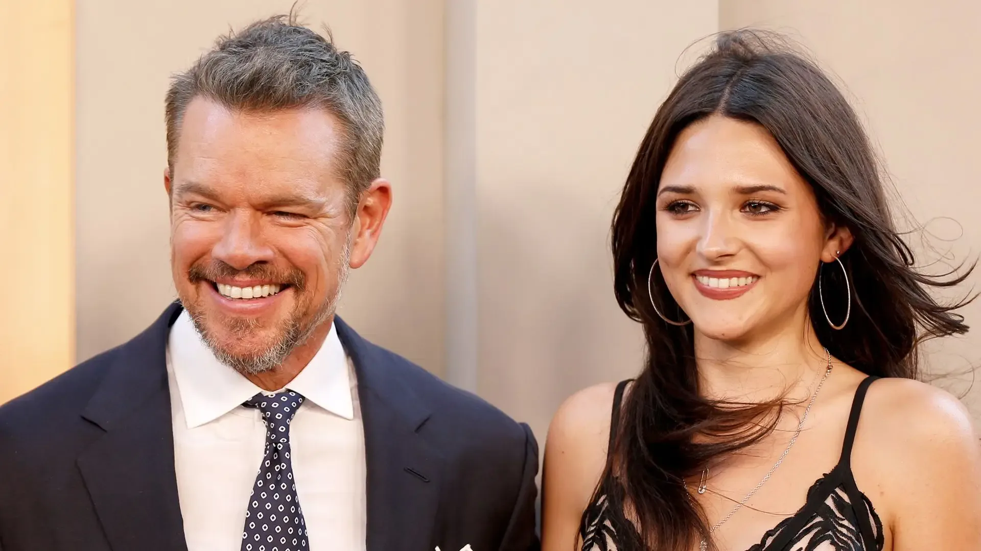 Matt Damon ve Kızı Isabella New York Prömiyerinde Görüntülendi Matt Damon ve Kızı Isabella New York Prömiyerinde Görüntülendi