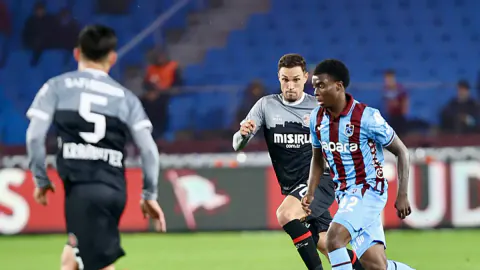 Trabzonspor'un Yıldızı Christ Inao Oulaï ve 2025/26 Sezonu Analizi