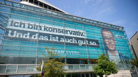 Berlin Seçimleri Öncesi Kritik Anket: Stefan Evers Zirvede