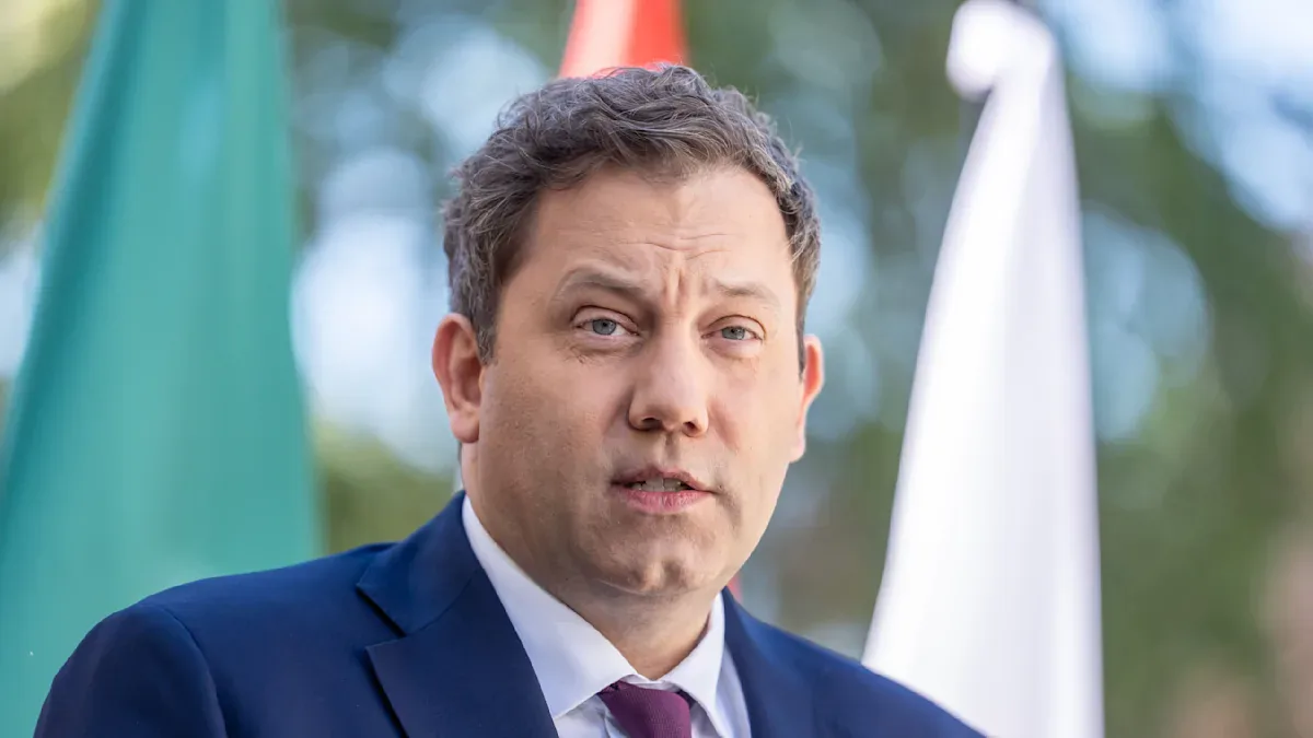 Almanya'da Emeklilik Planları Tehlikede mi? Devlet Destekli Hesaplarda Gecikme Krizi Almanya'da Emeklilik Planları Tehlikede mi? Devlet Destekli Hesaplarda Gecikme Krizi