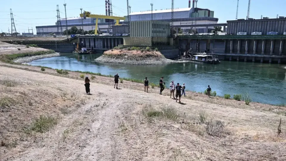 Macaristan'da Nükleer Santral Krizi: Tuna Nehri Kuruyor görseli