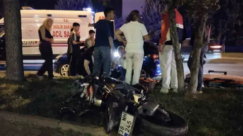 Kayseri Melikgazi'de trafik kazası: Motosiklet sürücüsü yaralandı