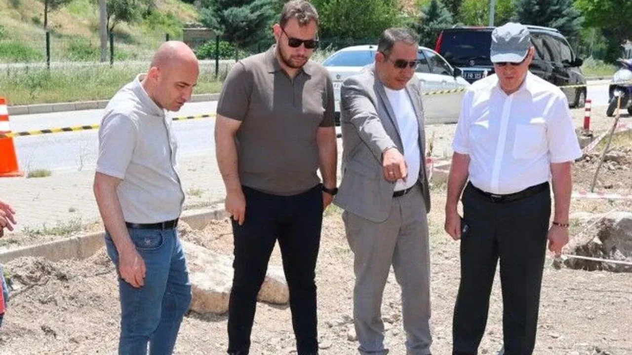 Dinar-Denizli Karayolu'nda Can Kurtaran Hamle: Kaçış Rampası Çalışmaları Başladı Dinar-Denizli Karayolu'nda Can Kurtaran Hamle: Kaçış Rampası Çalışmaları Başladı