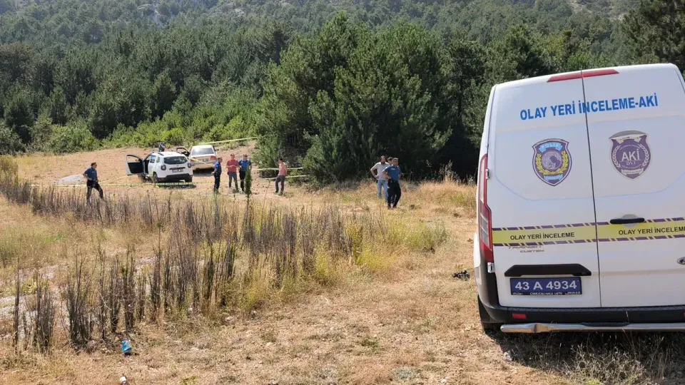 Kütahya'da 17 yaşındaki genç ormanlık alanda ölü bulundu görseli