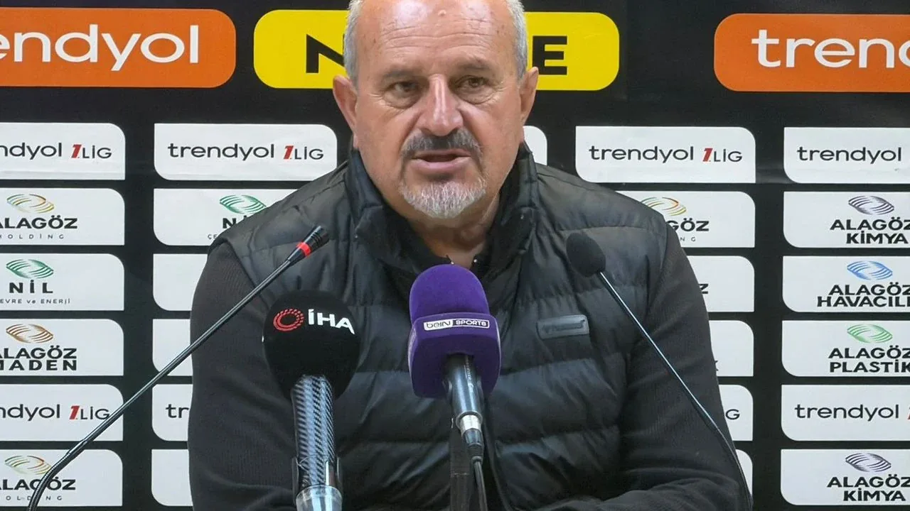 Münir Yıldırım: "İyi bir takımımız var, önümüzdeki maçlarda 3 puan hedefliyoruz" Münir Yıldırım: "İyi bir takımımız var, önümüzdeki maçlarda 3 puan hedefliyoruz"