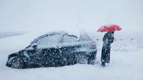 And Dağları'nda Kar Felaketi: Portillo'da 3 Metreyi Aşan Kar Yağışı