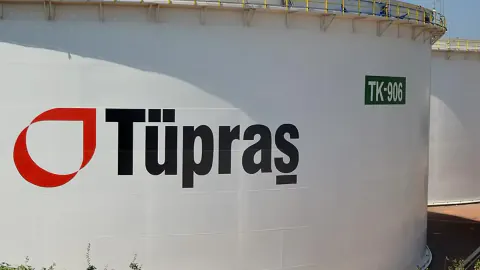 Tüpraş Hisselerinde Sert Yükseliş: TUPRS 307,50 TL ile Günü Kapattı Tüpraş Hisselerinde Sert Yükseliş: TUPRS 307,50 TL ile Günü Kapattı