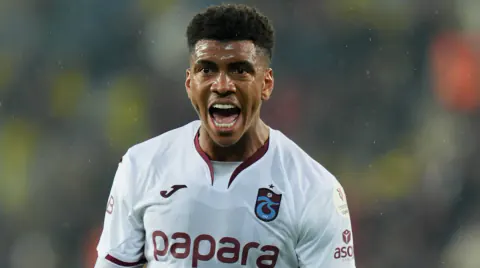 Zenit, Trabzonsporlu Felipe Augusto'yu Transfer Etti: Rekor Bonservis!