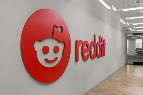 Reddit, RSS Beslemelerini Tamamen Kapatıyor: Yapay Zeka Botları Sebebiyle Açık Web Erişimi Son Buldu