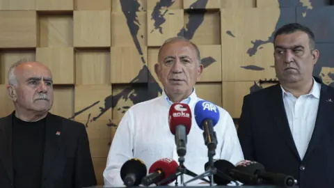 Gürsel Tekin'den 'Figüran' Krizi ve Görev Süresi Açıklaması
