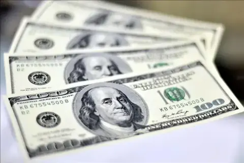 Dolar 48,29 TL'den Açıldı: Enflasyon Baskısı Pariteyi İttirdi