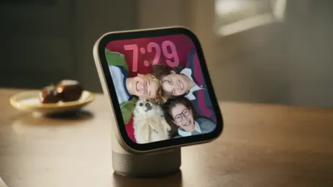 Apple HomeView ön siparişe sunuldu: 299 dolardan akıllı ev merkezi Kasım 13'te geliyor
