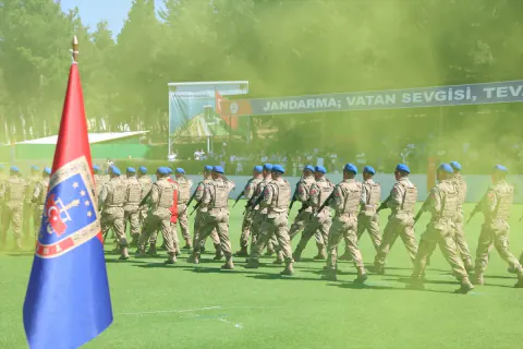 Çanakkale Jandarma Eğitim Merkez Komutanlığı'nda Gurur Günü: Acemi Erler Ant İçti