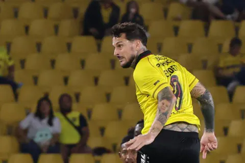 Ekvador Liga Pro'da Kritik Randevu: Universidad Católica ve Barcelona SC Karşı Karşıya Ekvador Liga Pro'da Kritik Randevu: Universidad Católica ve Barcelona SC Karşı Karşıya