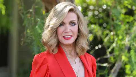 85 yaşındaki Knots Landing yıldızı Donna Mills, OnlyFans kazanç iddialarını yalanladı