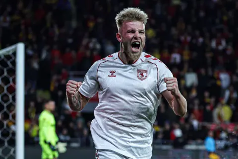 Samsunspor'dan Tarihi Transfer Rekoru: Rick van Drongelen Panathinaikos'a Gitti