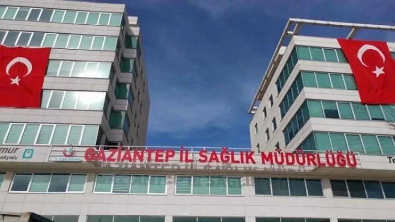 Gaziantep Sağlık Yönetiminde Büyük Değişim: Atamalar ve Görev Değişimleri Netleşti Gaziantep Sağlık Yönetiminde Büyük Değişim: Atamalar ve Görev Değişimleri Netleşti