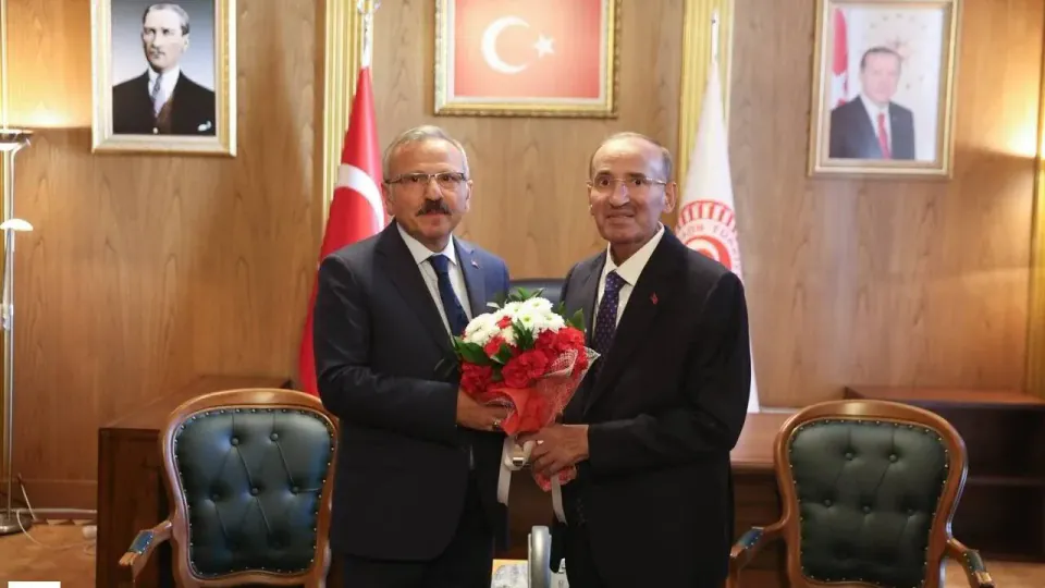 Yusuf Beyazıt TBMM Başkanvekili Seçildi: Bozdağ'dan 'Allah Utandırmasın' Mesajı görseli