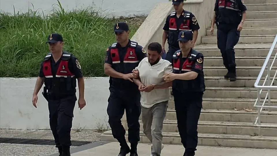 Muğla Menteşe'de av tüfeğiyle saldırı: 1 ölü, 1 yaralı, zanlı tutuklandı görseli