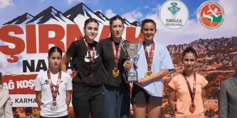 Vanlı Meryem Korkuç, Dağ Koşuları Türkiye Şampiyonası'nda gümüş madalya kazandı