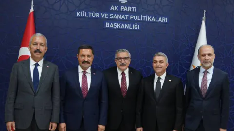 Hatay'ın Yeniden İnşasında Kritik Aşama: Kamu Yatırımları ve Projeler Masaya Yatırıldı Hatay'ın Yeniden İnşasında Kritik Aşama: Kamu Yatırımları ve Projeler Masaya Yatırıldı