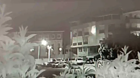 Antalya'da Çocukların Balkon Oyunu Felakete Yol Açtı: Mobilya Atölyesi Küle Döndü