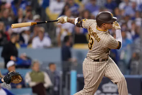 Manny Machado: MLB'nin Rekor Kontratlı Yıldızı ve Sahadaki Gücü