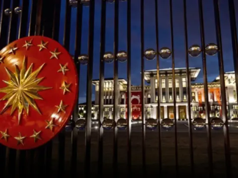 Mehmet Uçum'dan Yeni Parti ve CHP Ayrışmasına Sert Eleştiri