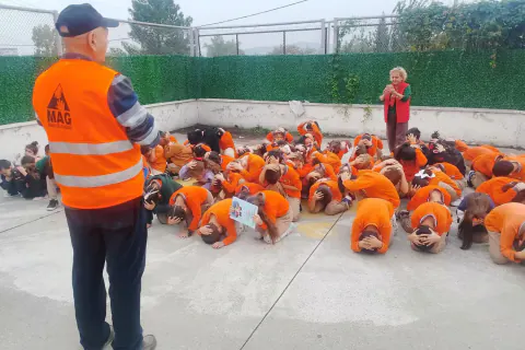 Yalova'da küçükler depreme hazırlanıyor: MAG-DER'den okullarda afete dayanıklı nesil çalışması