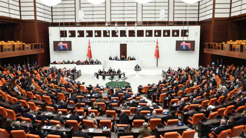 TBMM'de 2027 Bütçesi Maratonu Yarın Başlıyor: Cevdet Yılmaz Komisyonda Sunum Yapacak