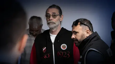 Etimesgut Belediye Başkanı Erdal Beşikçioğlu ve 39 Diğer Şüpheli Tutuklandı