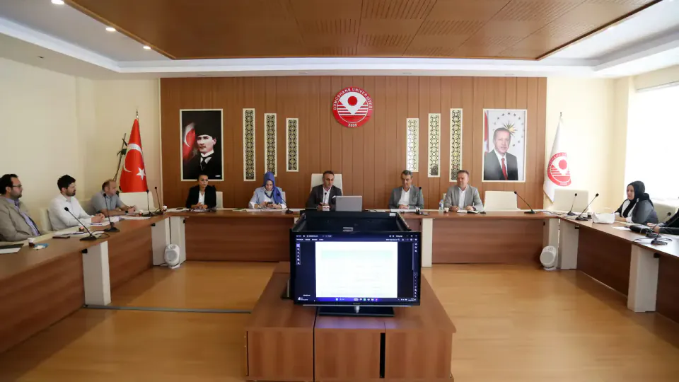 Gümüşhane Üniversitesi 2028-2032 Stratejik Planı için yol haritası çizdi görseli