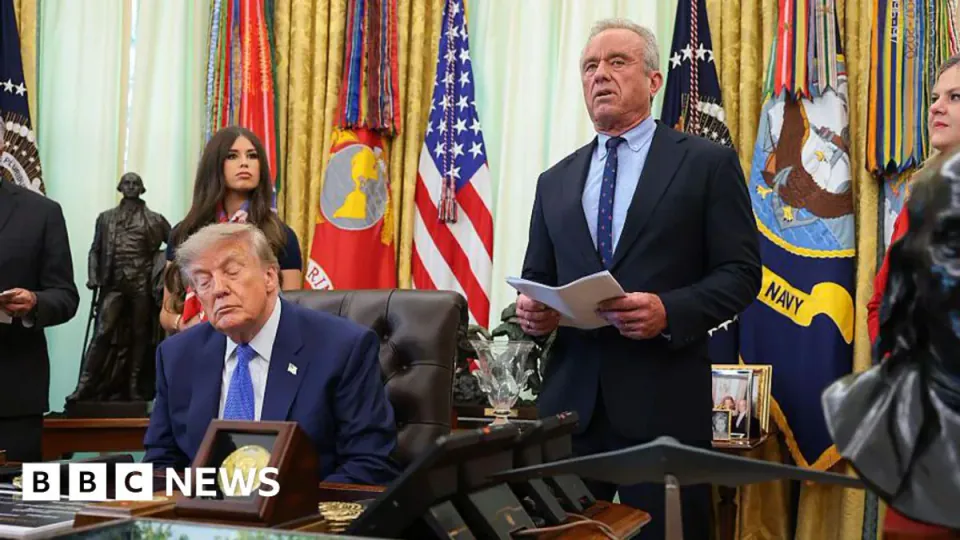 Trump'tan Çocuk Aşılarına İlişkin Yeni Karar: MMR Aşısı ve Sayı Değişikliği görseli