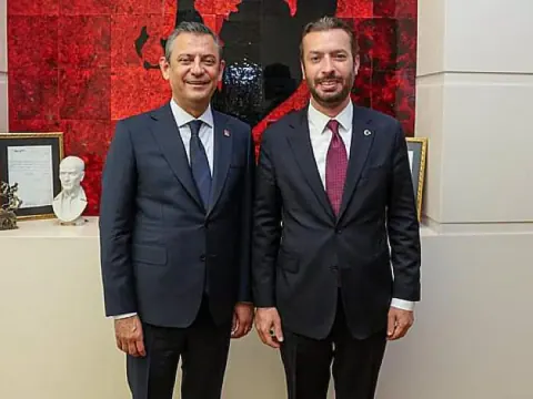 Ceyhan Belediye Başkanı Kadir Aydar, Yeni Parti'ye Katıldı