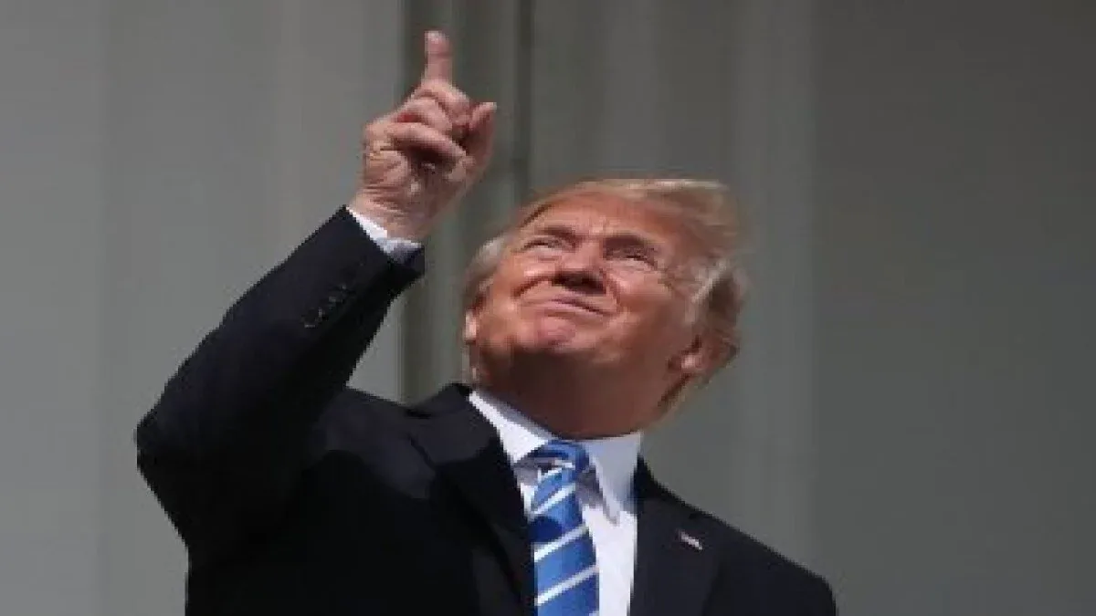 Trump'tan Uzay Yarışı Hamlesi: Mars ve Ay Hedefi Açıklandı Trump'tan Uzay Yarışı Hamlesi: Mars ve Ay Hedefi Açıklandı