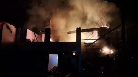 Safranbolu'da ev yangını: Ahırdaki hayvanlar son dakikada kurtarıldı, ev kullanılamaz hale geldi