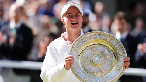 Wimbledon'da Dev Sürpriz: Krejcikova, Roland Garros Şampiyonu Andreeva'yı Eledi