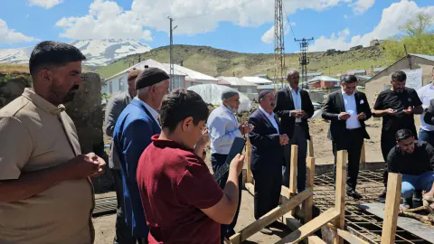 Aydınlar Beldesi'ne Yeni Cami ve Taziye Evi: Temeller Atıldı