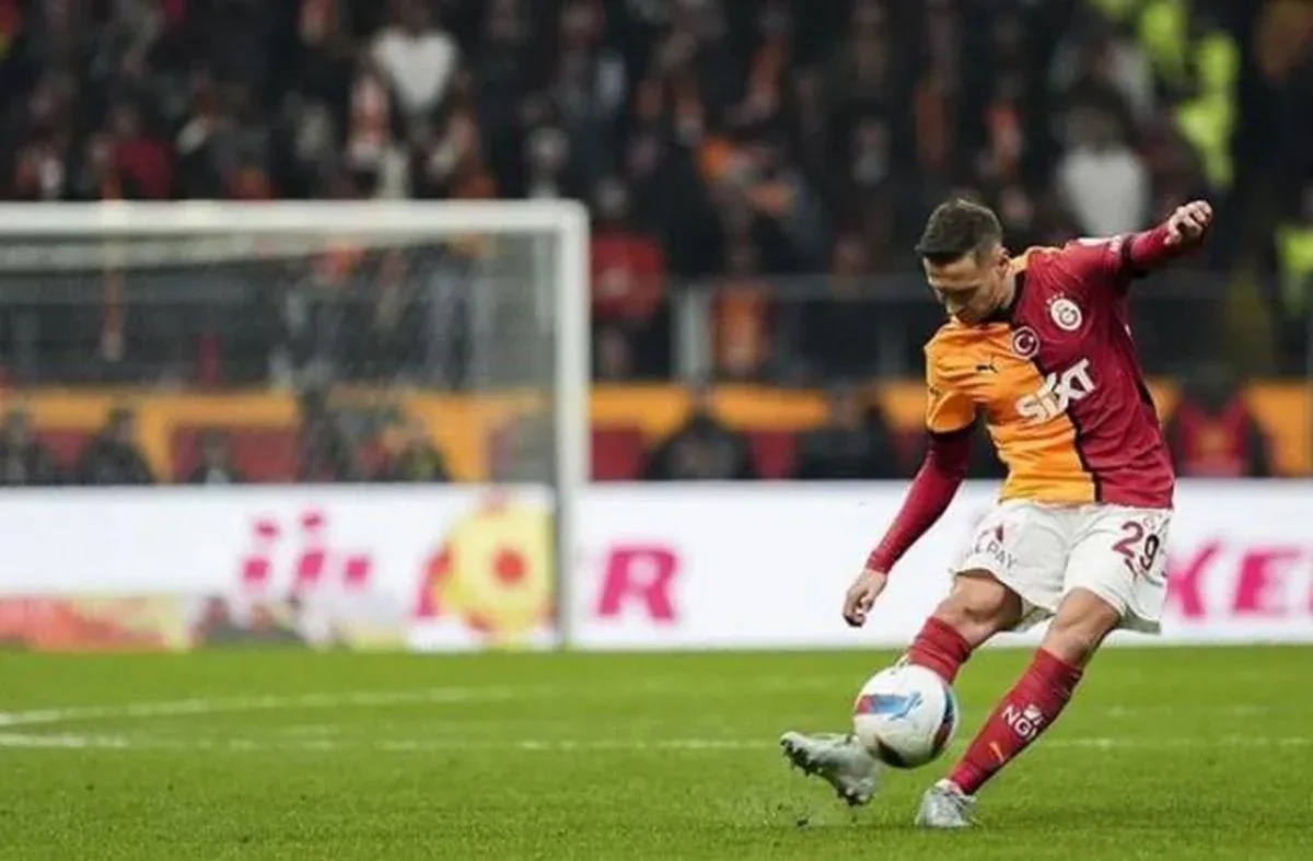 Przemyslaw Frankowski Galatasaray'da Oynadı mı? Rennes'teki Yıldızın Geçmişi