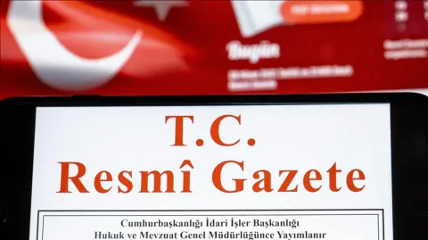 Resmi Gazete 30 Eylül: Üniversite Yönetmelikleri, 1416 Sayılı Kanun Tebliği ve AYM Kararları Yayımlandı