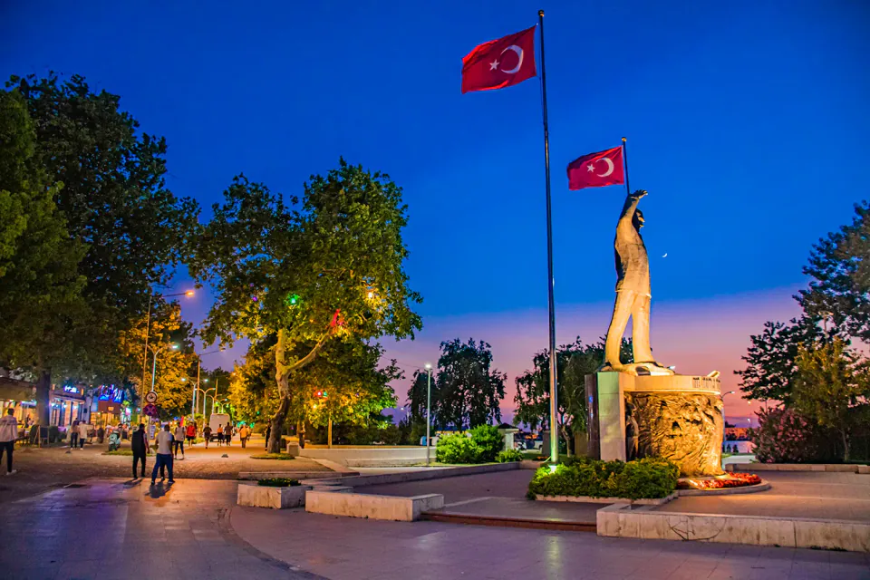 Yalova'nın Kurtuluşu 105 Yaşında: Yarın Kentte Kutlama Coşkusu görseli