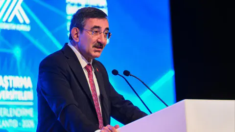 Cevdet Yılmaz: 2027'de üniversiteler küresel yetenek cazibe merkezi olacak