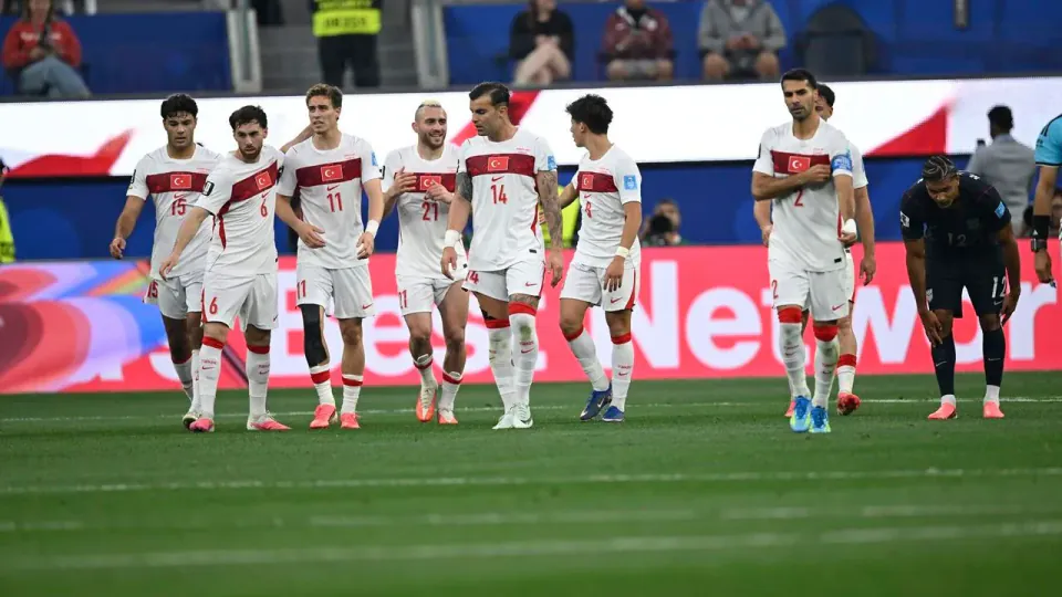 A Millî Takım ABD'yi 3-2 Mağlup Etti: Dünya Kupası'na Görkemli Veda görseli