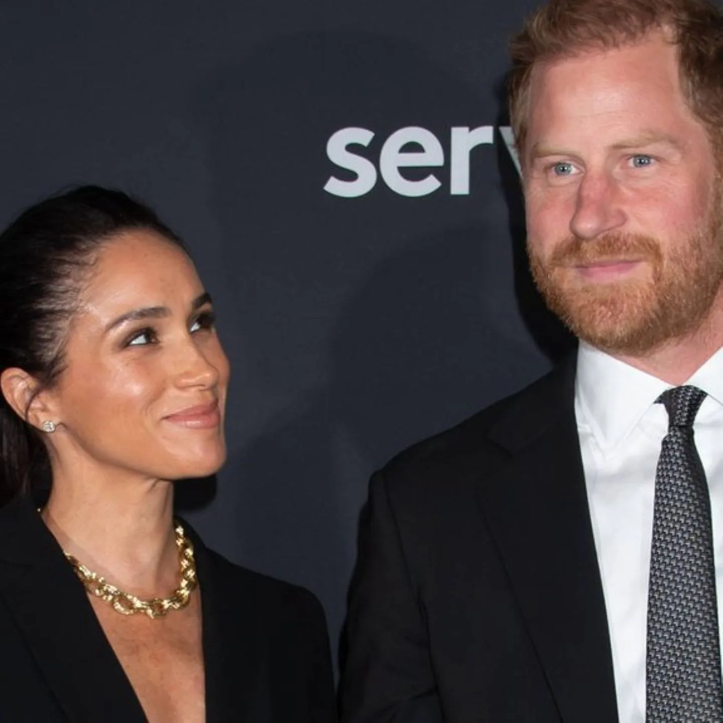 Meghan Markle'dan Esprili Paylaşım: 'Kızıl Saçlı Bebek' Spekülasyonlarına Önlem Aldı Meghan Markle'dan Esprili Paylaşım: 'Kızıl Saçlı Bebek' Spekülasyonlarına Önlem Aldı